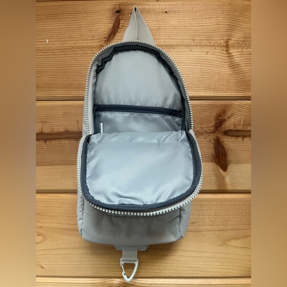 Adidas Ecru Crossbody Sling Bag - Picture 2 of 4